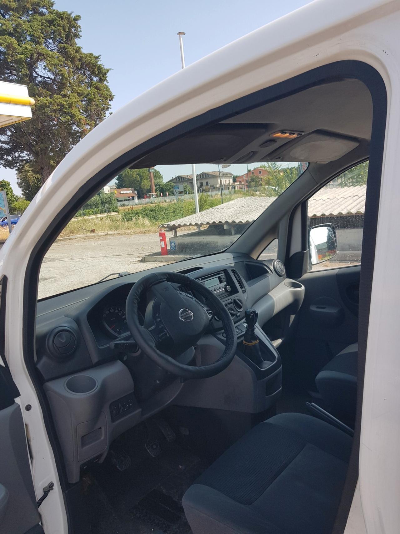 NISSAN Nv 200 1.5 diesel anno 2015