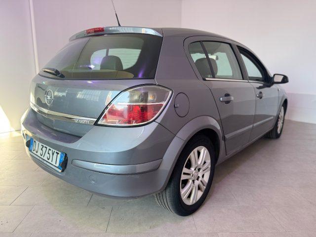 OPEL Astra 1.7 CDTI 101CV 5 porte Cosmo