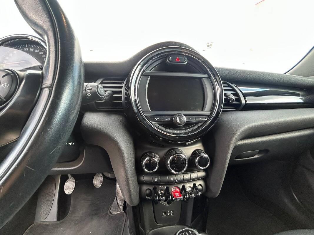 Mini Mini 5 Porte 1.5 Cooper D 5p