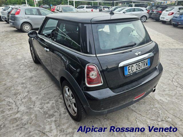 MINI One 1.6 16V One (72kW)