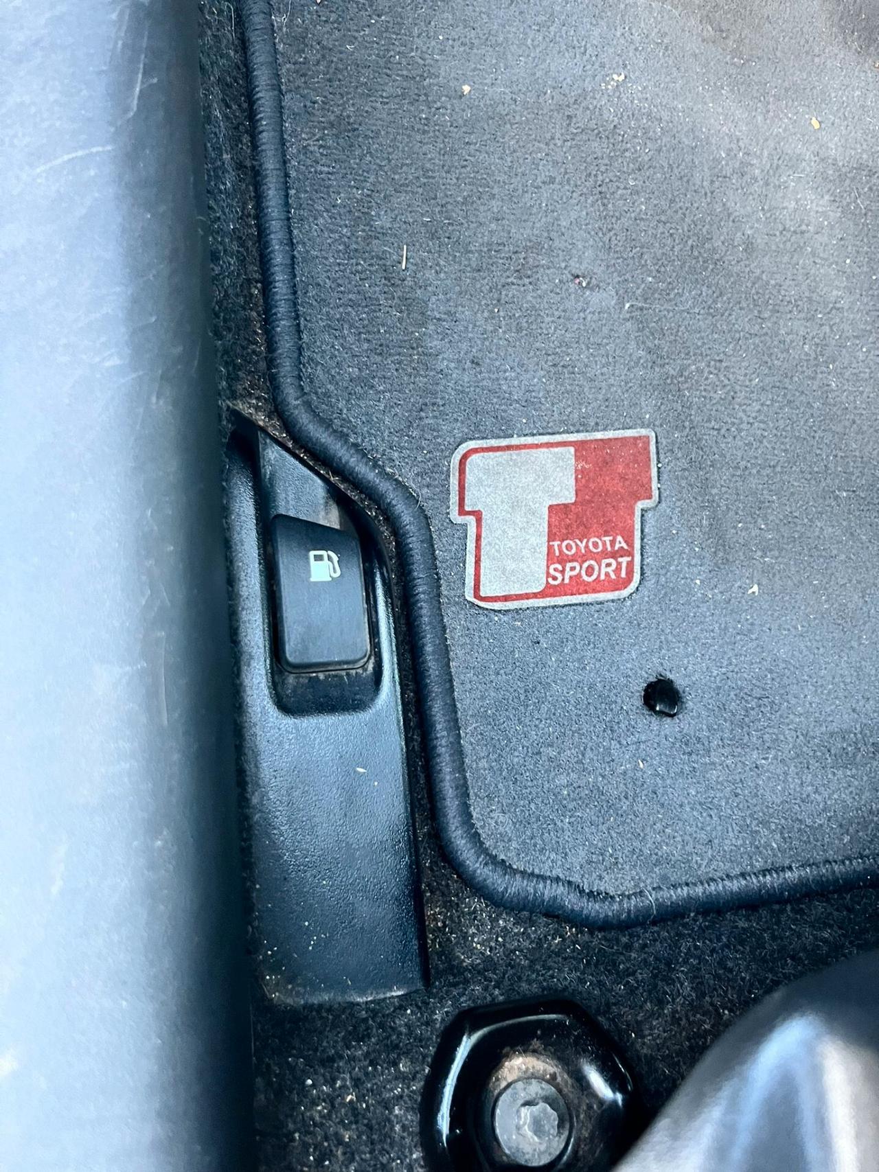 Toyota Yaris 1.8 5 porte TS GPL