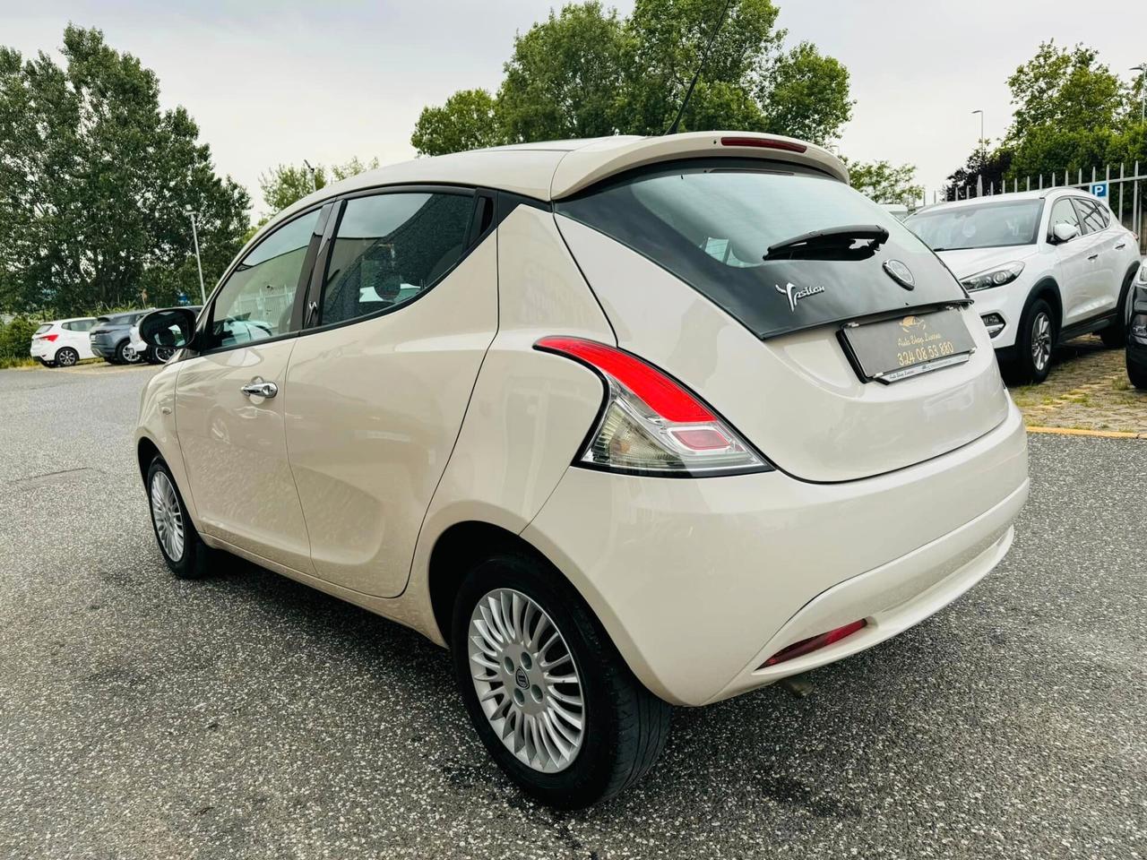 Lancia Ypsilon 1.2 69 CV 5 porte Platinum