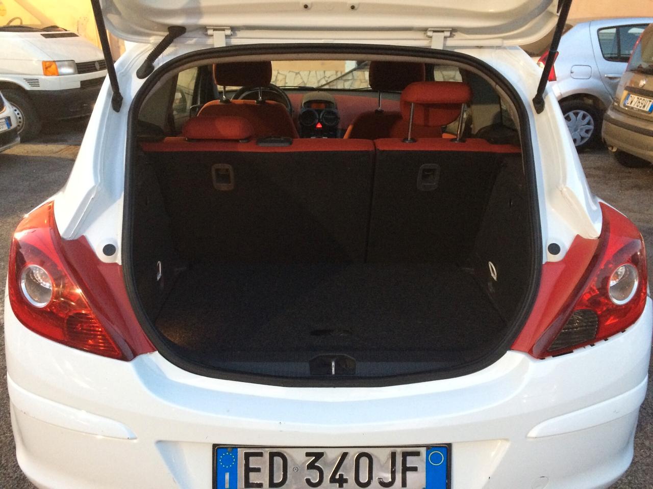 2010 Opel Corsa 1.2 80CV 5 porte GPL-TECH Club tagliandata per neopatentati!