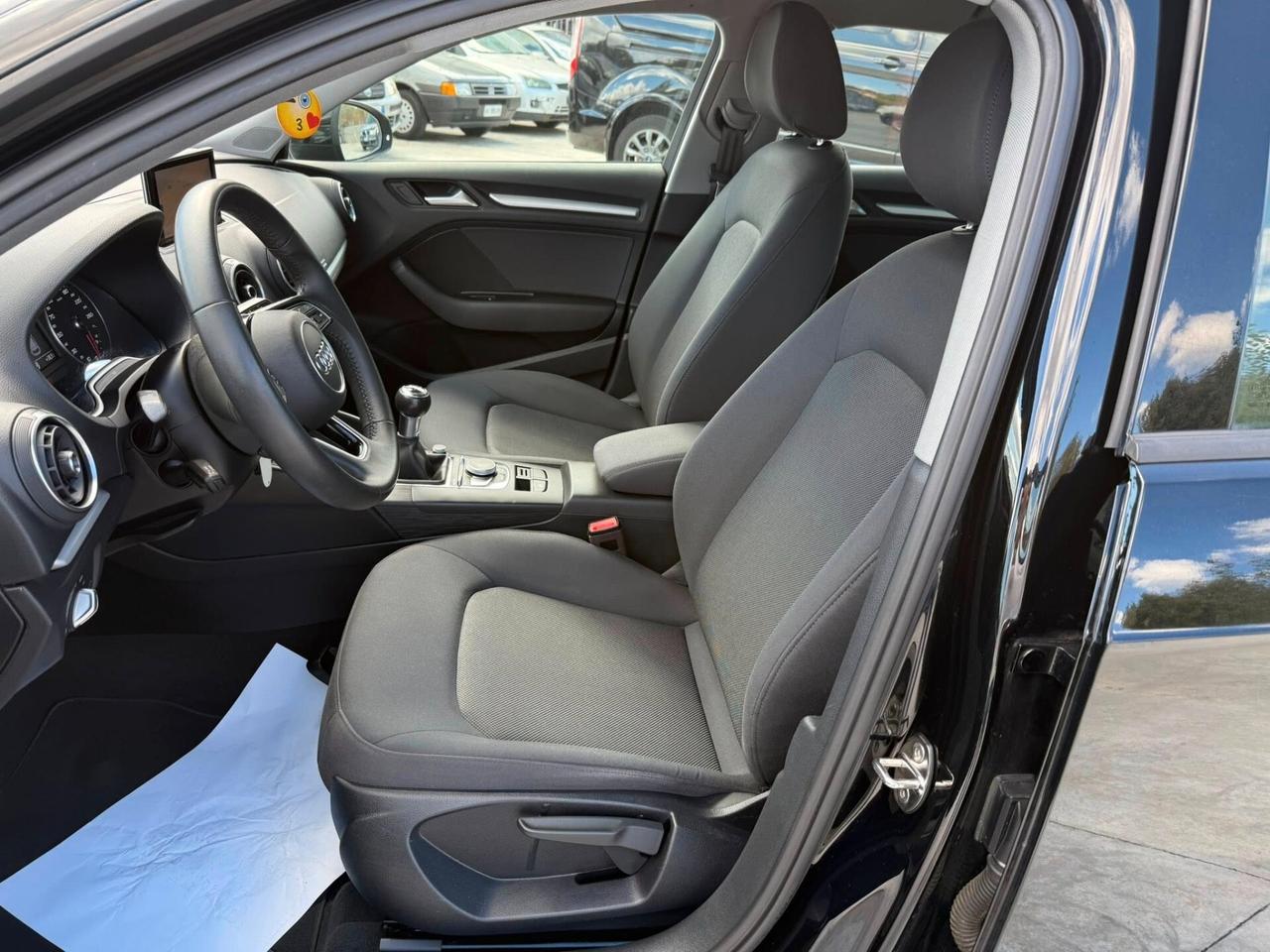 Audi A3 1.6 Tdi 116CV -SPORTBACK-