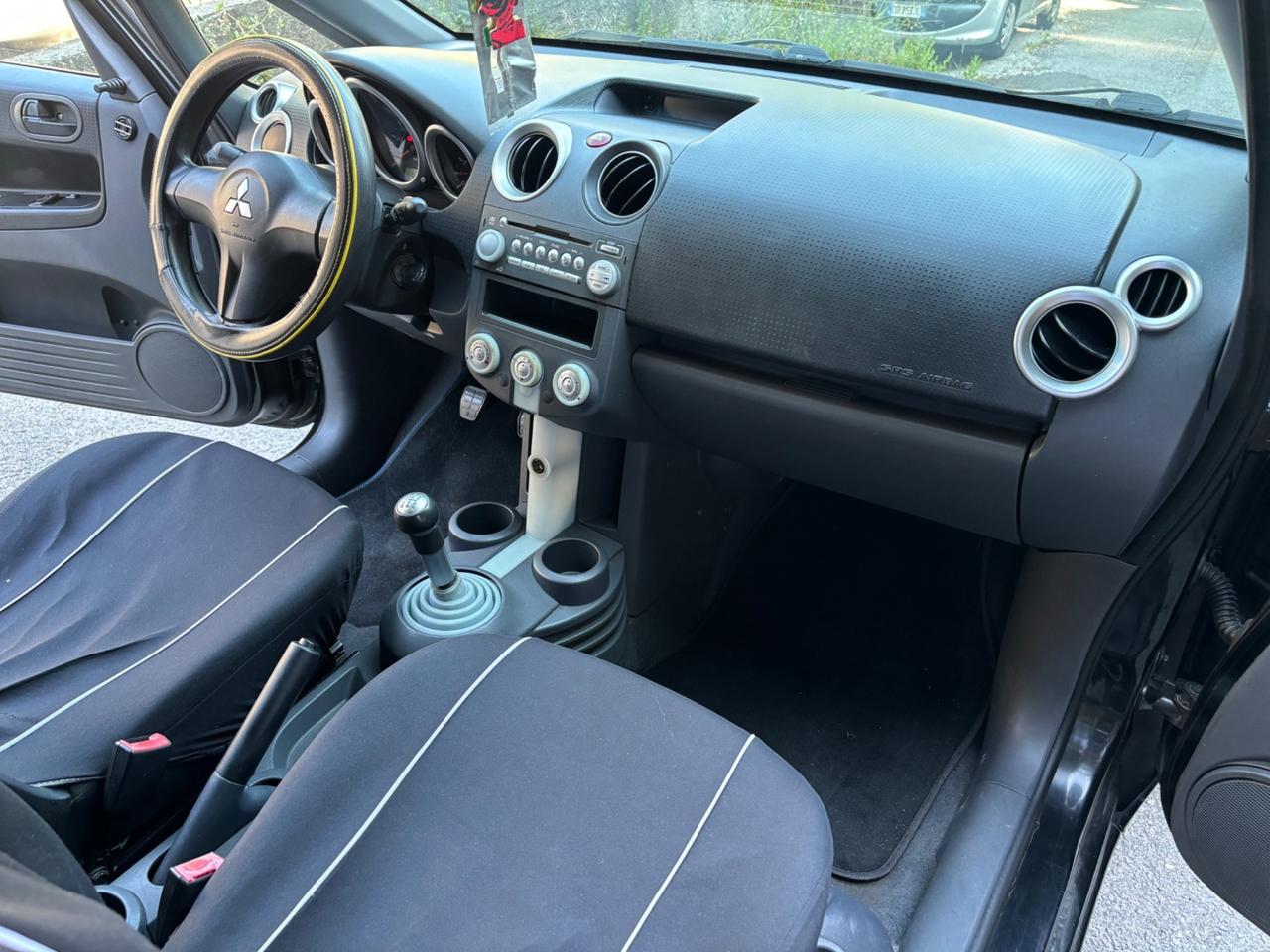 Mitsubishi Colt 1.1 12V 3p. CZ3