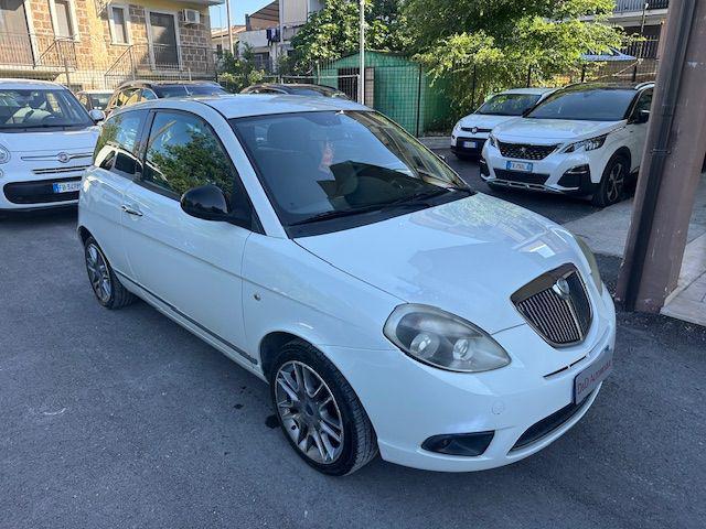 LANCIA Ypsilon 1.2 69 CV Platinum