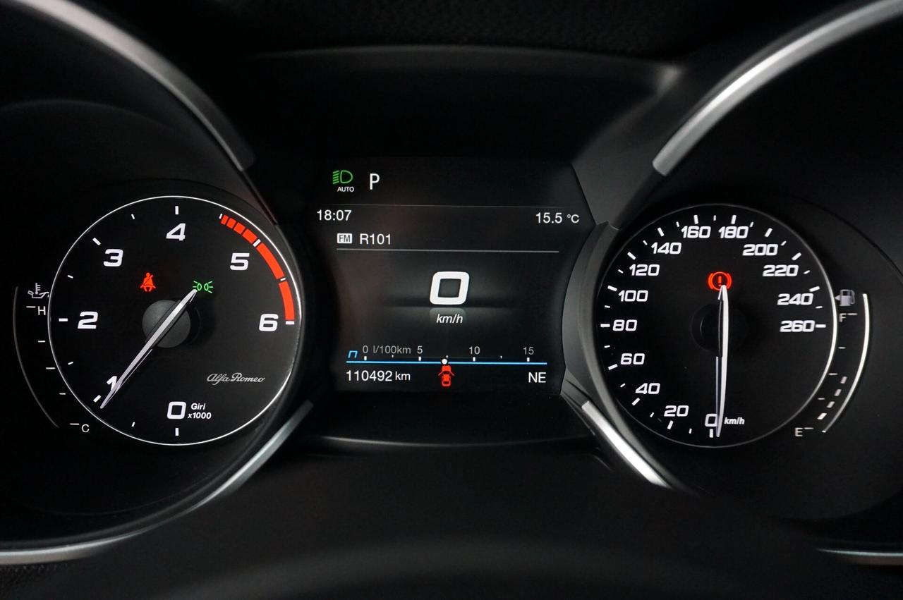 Stelvio 2.2 Turbodiesel 190 CV AT8 Q4 Executive