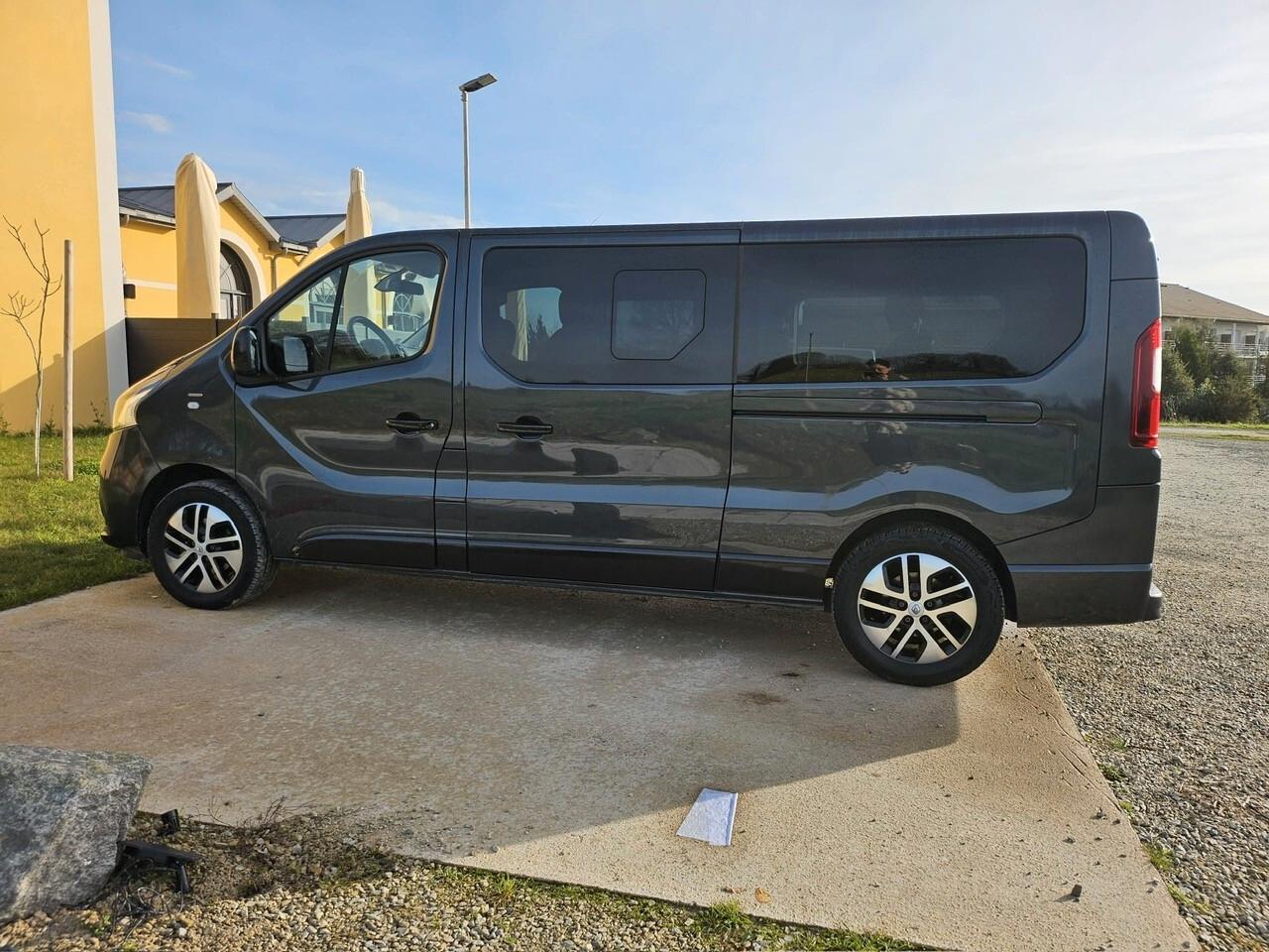 Renault Trafic INTERNI IN PELLE