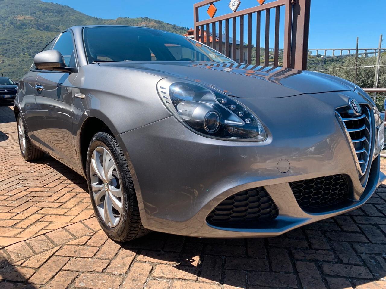 Alfa Romeo Giulietta 1.6 JTDm-2 105 CV Progression AUTO IN ARRIVO
