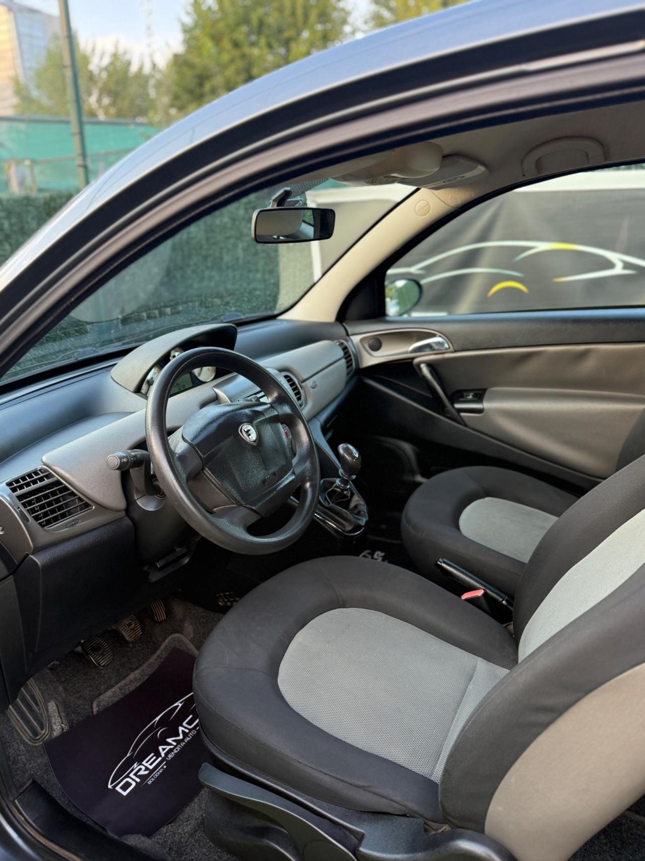 Lancia YPSILON 2006 1.2 BENZINA NEOPATENTATI