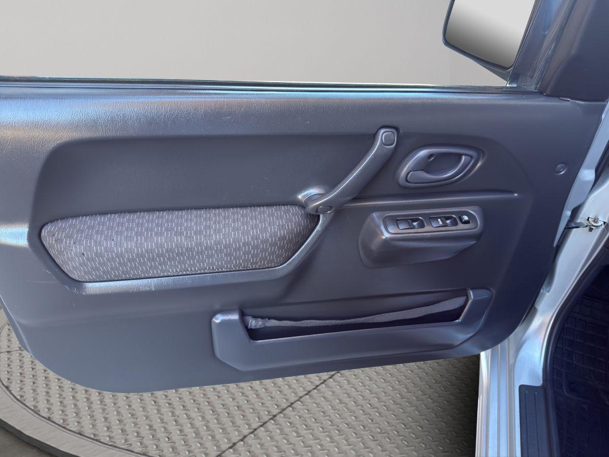 SUZUKI - JIMNY - 1.3i 16V 4WD 85CV JLX