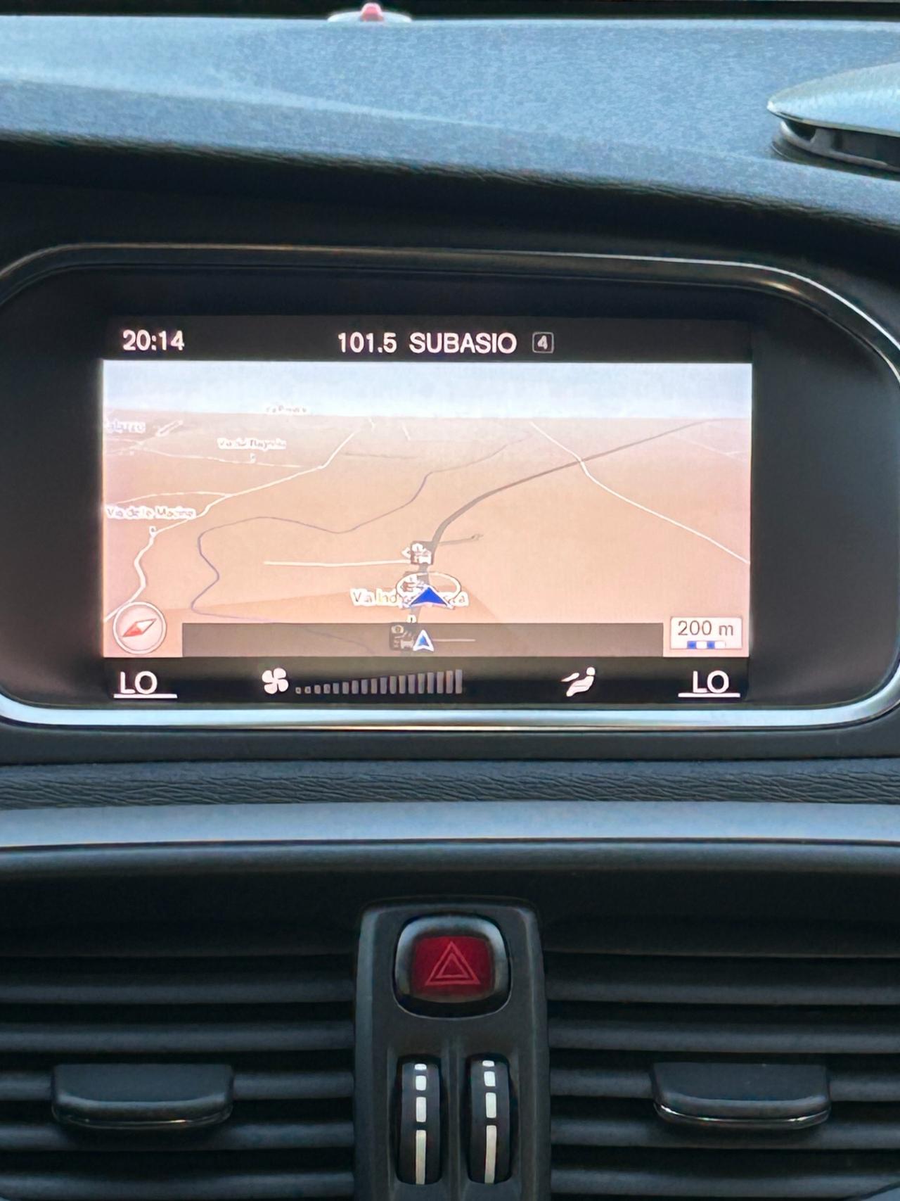 " UNA BOMBA " Volvo V40 D2 BUSINESS SPORT