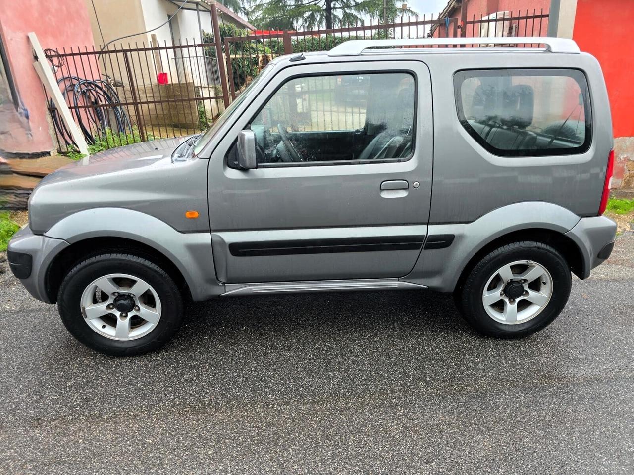 Suzuki Jimny 1.3i 4WD ***GPL***