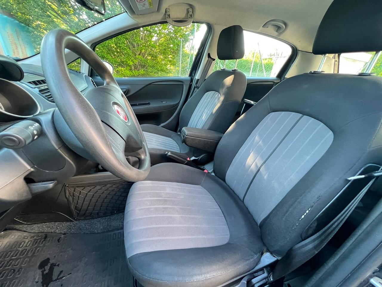 Fiat Punto 1.3 MJT II S&S 95 CV 5 porte Street ok neopatentati