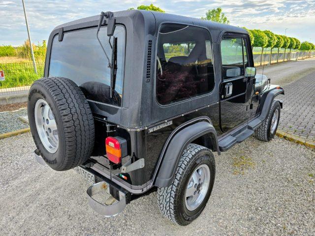 JEEP Wrangler 2.5 Laredo