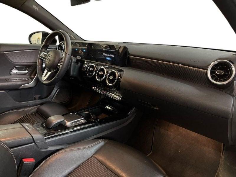 Mercedes-Benz Classe A - W177 2018 A 180 d Sport Night edition Plus auto