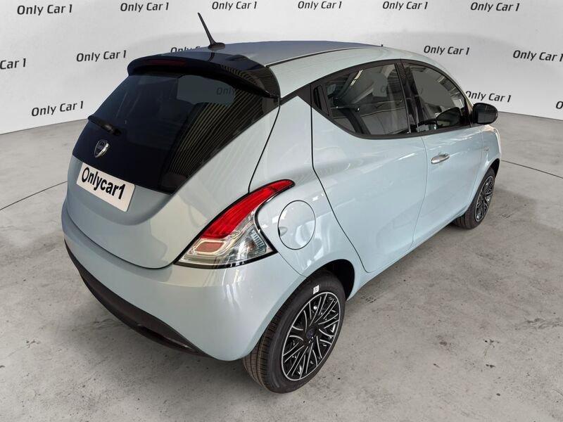 Lancia Ypsilon 1.0 FireFly 5 porte S&S Hybrid Oro