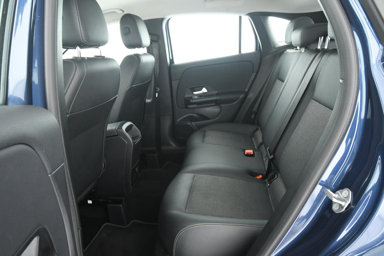 Mercedes-Benz GLA 200 d Business auto CAMERA+LED