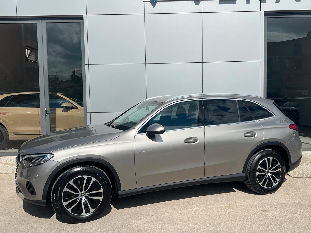 Mercedes-Benz GLC 220 Advanced 4matic possibilità noleggio no scoring
