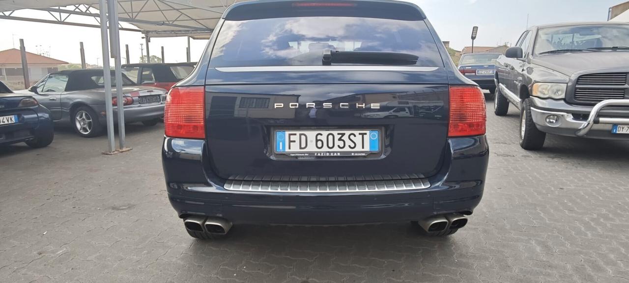 Porsche Cayenne 4.5 cat Turbo