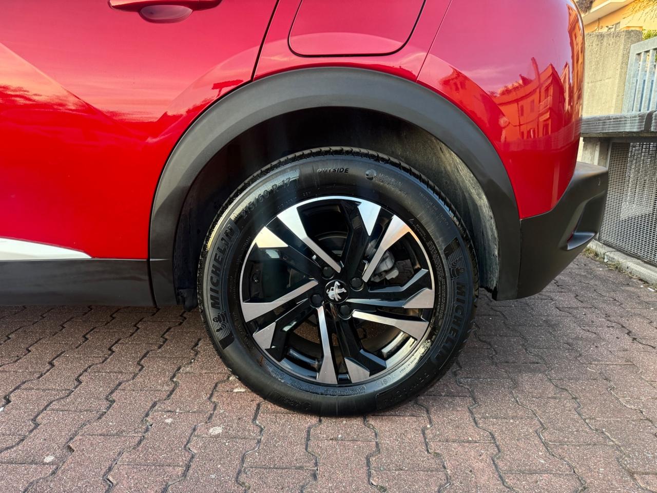 Peugeot 2008 1.2 puretech EAT8 Allure Pack COME NUOVA