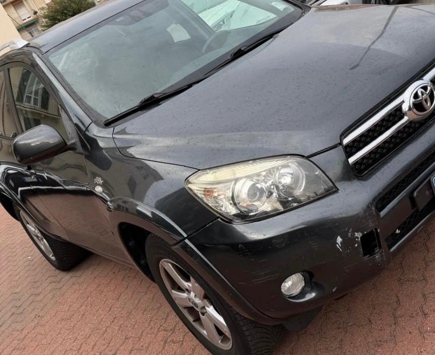 Toyota RAV 4 RAV4 2.2 D-4D 177 CV Luxury