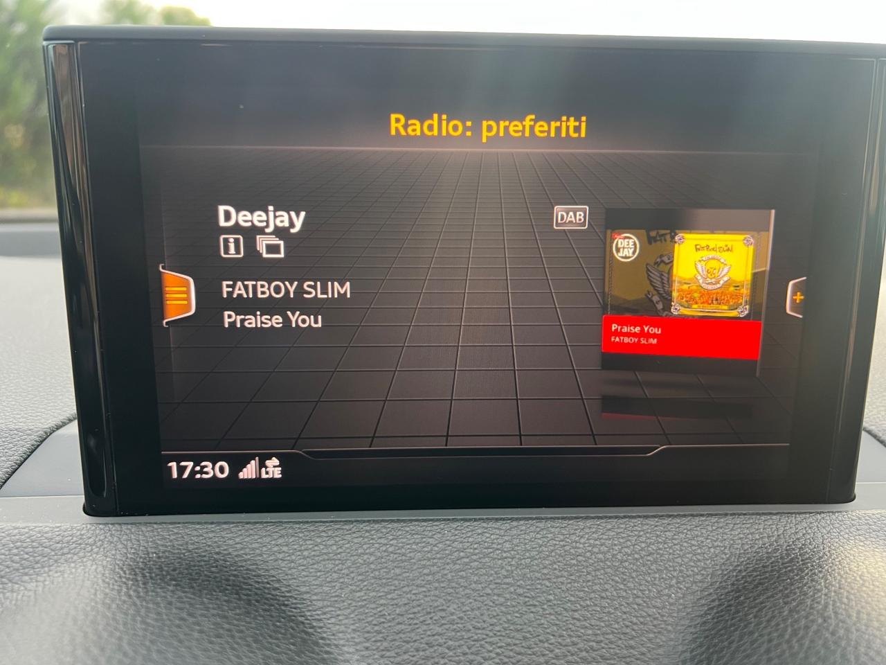 Audi Q2 35 TDI S tronic Quattro