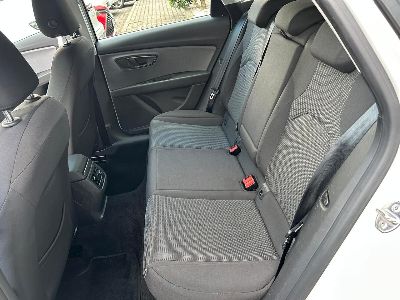 SEAT Leon ST 1.5 tgi Business 130cv dsg my20