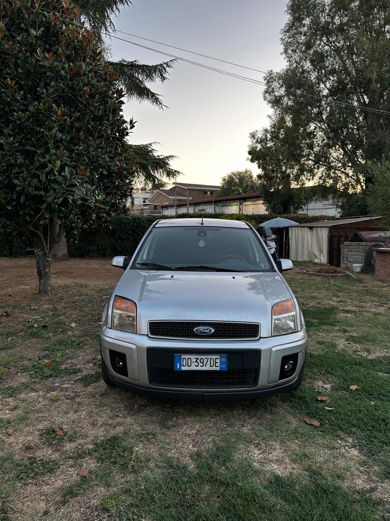 Ford Fusion 1.6 TDCi 5p. Collection