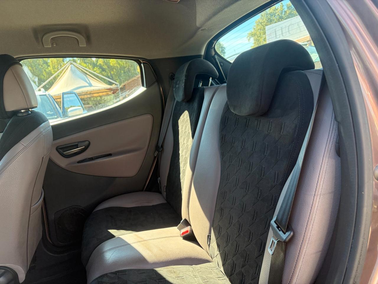 LANCIA YPSILON ELLE 1.3 MJT ANNO 2015 166.000 KM