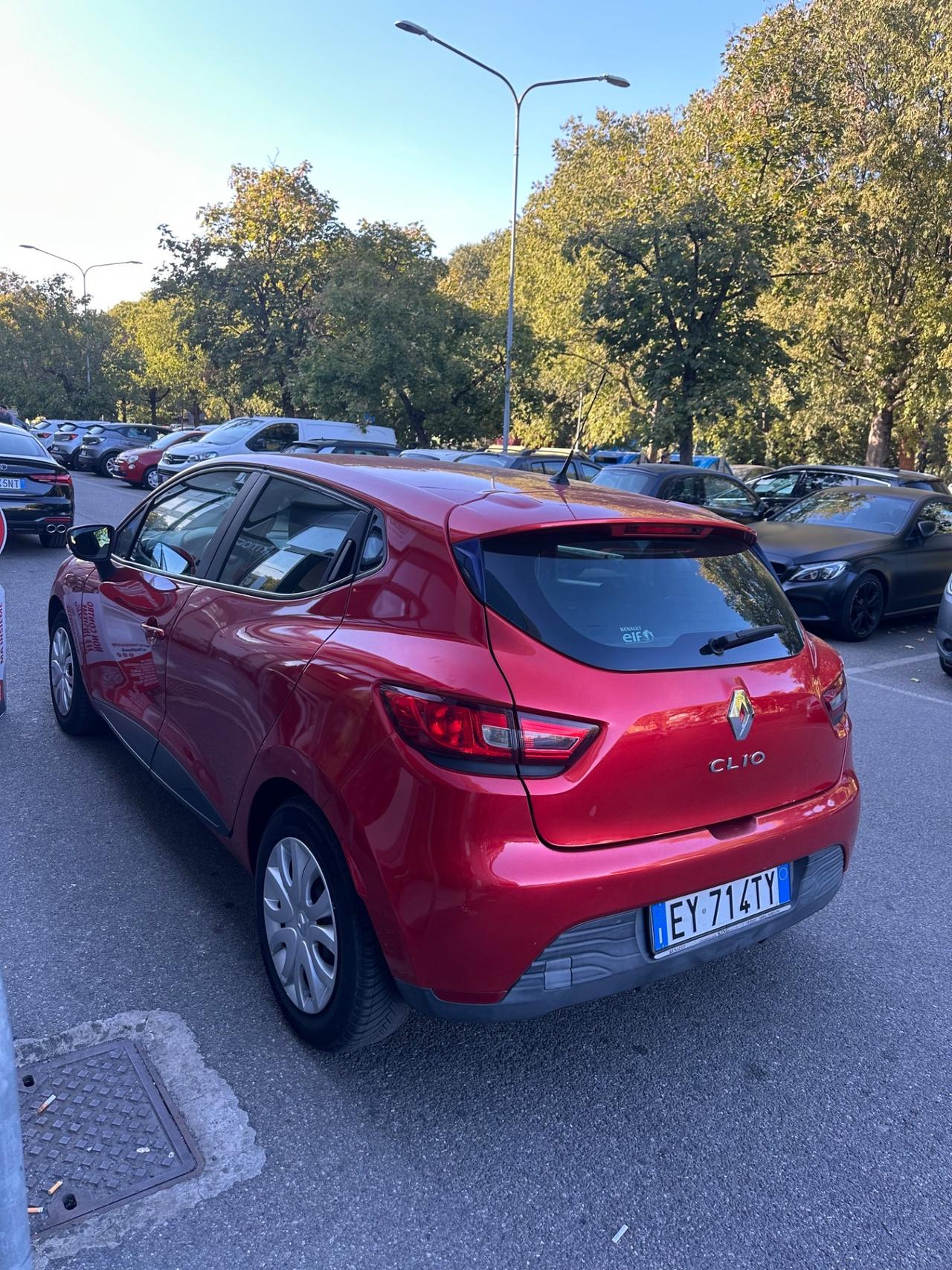 Renault Clio 1.2 75CV 5 porte Wave