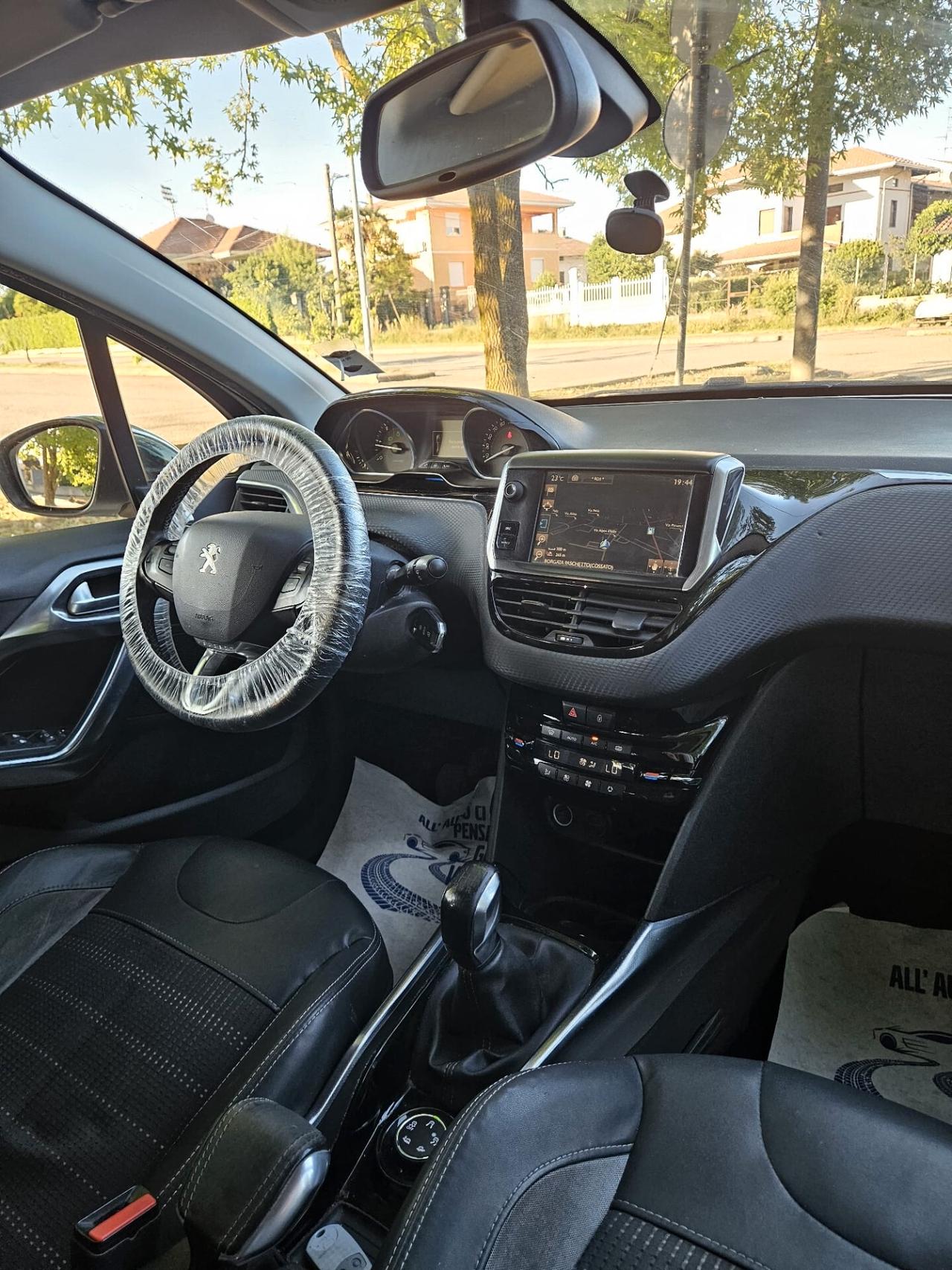 Peugeot 2008 neopatentati