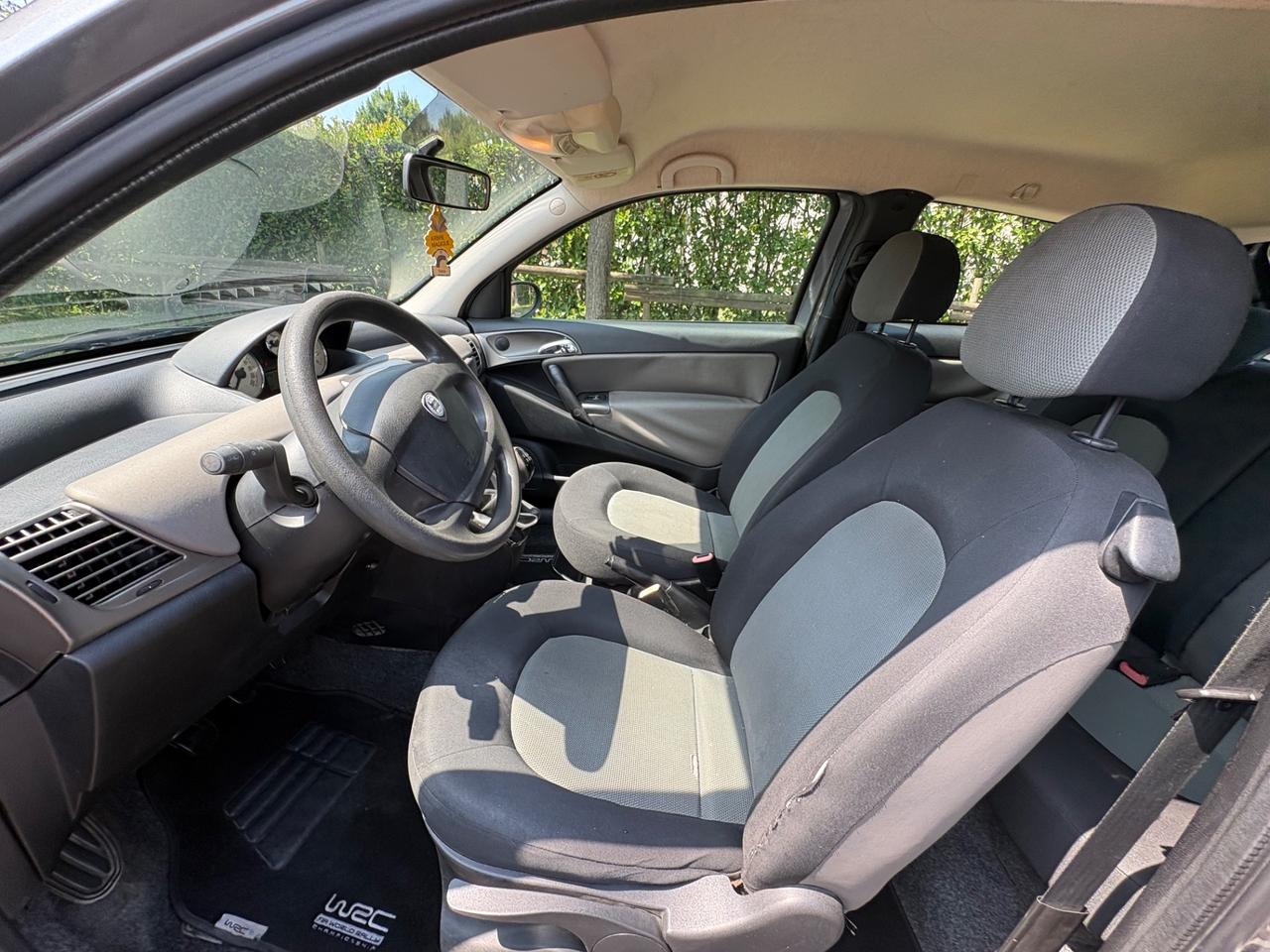 Lancia Ypsilon 1.2 Argento