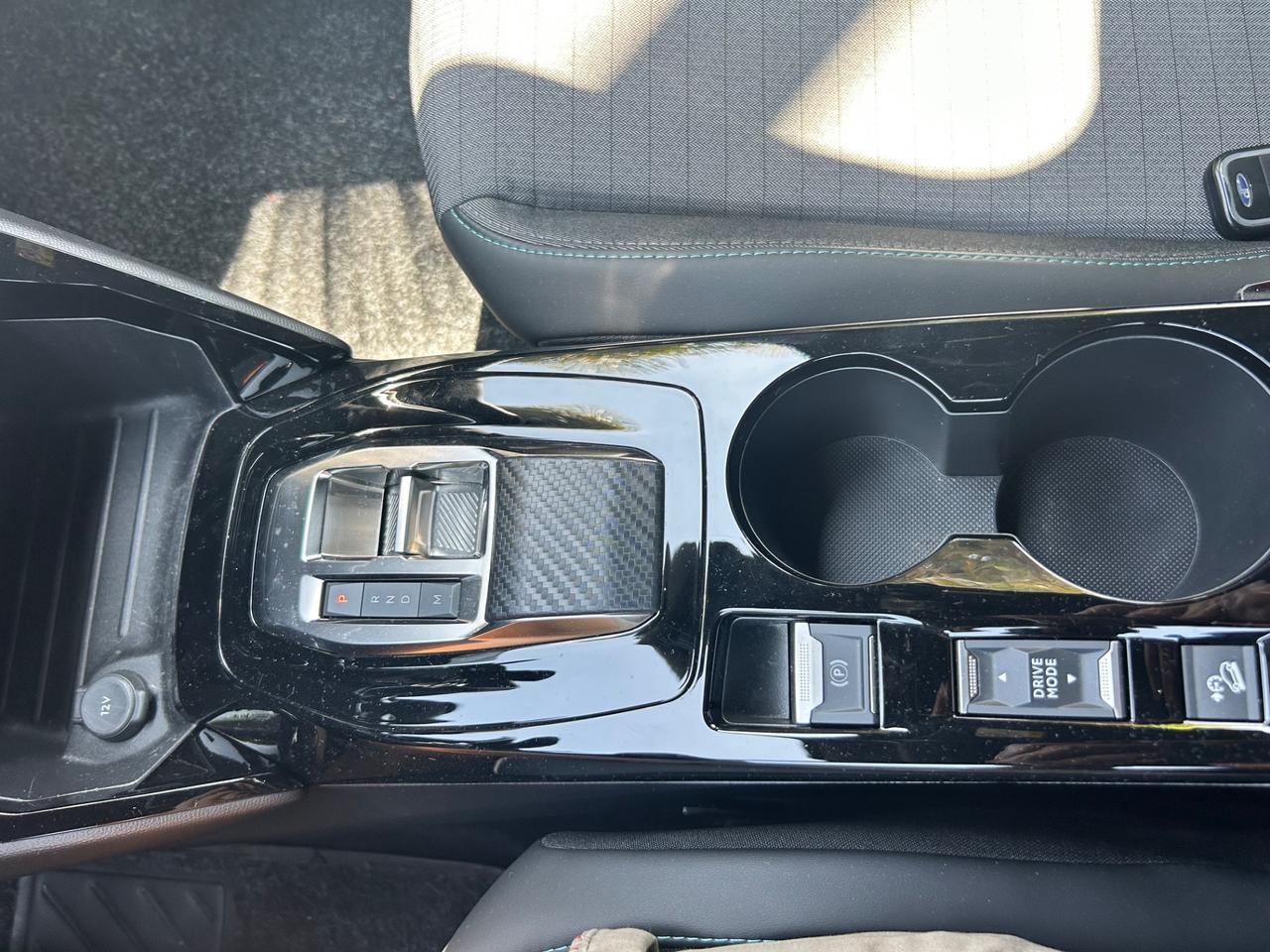 Peugeot 2008 PureTech 130 S&S EAT8 GT