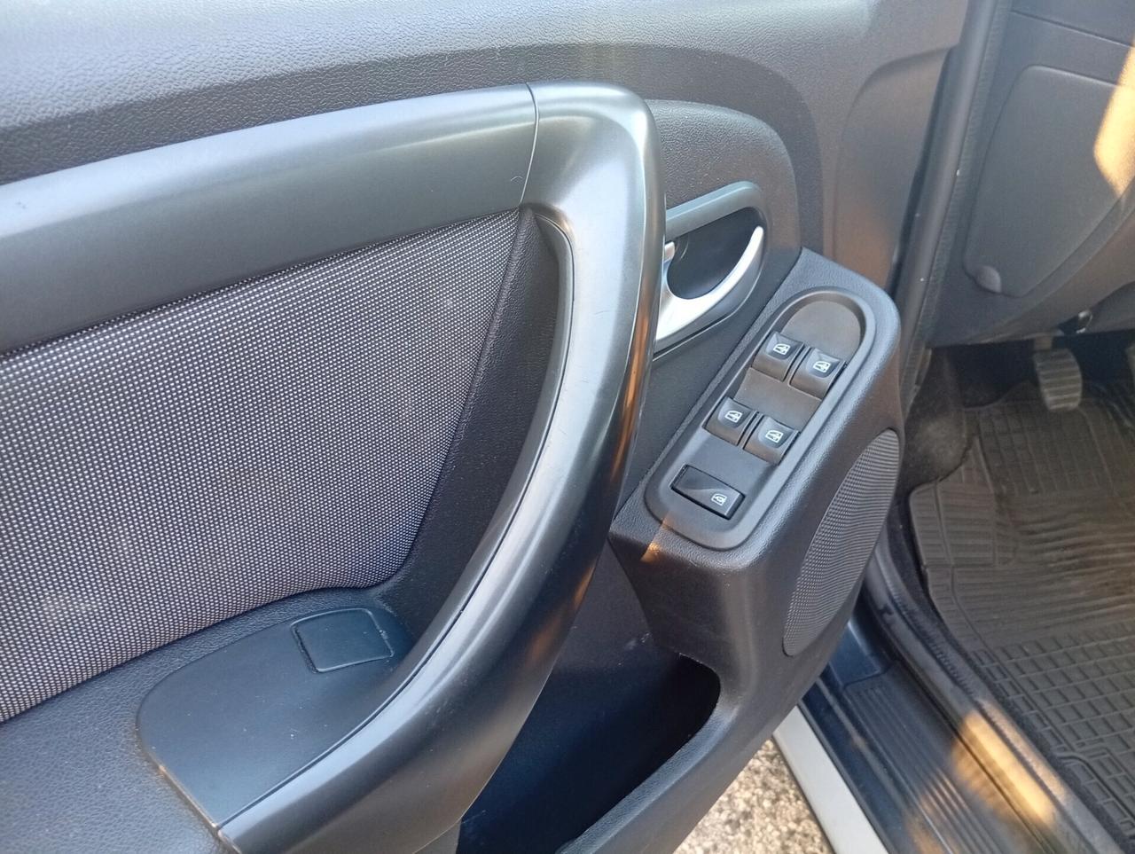 Dacia Duster 1.6 115 CV S&S 4x2 GPL Serie Speciale Brave