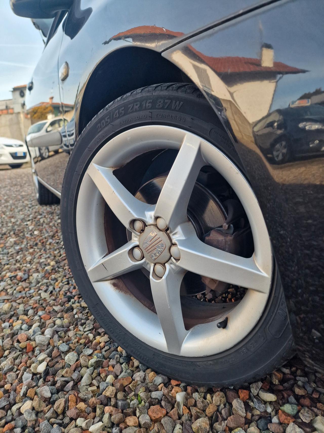 Seat Ibiza 1.2 12V 70CV 5p. Reference unicopr.