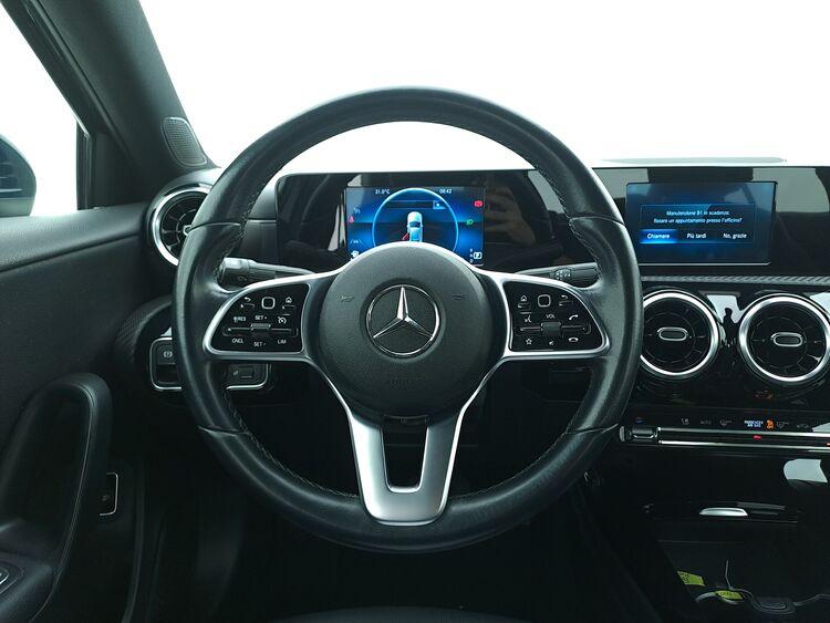 Mercedes Classe A 180d Automatic Business BR244184 2.0 Diesel 116CV