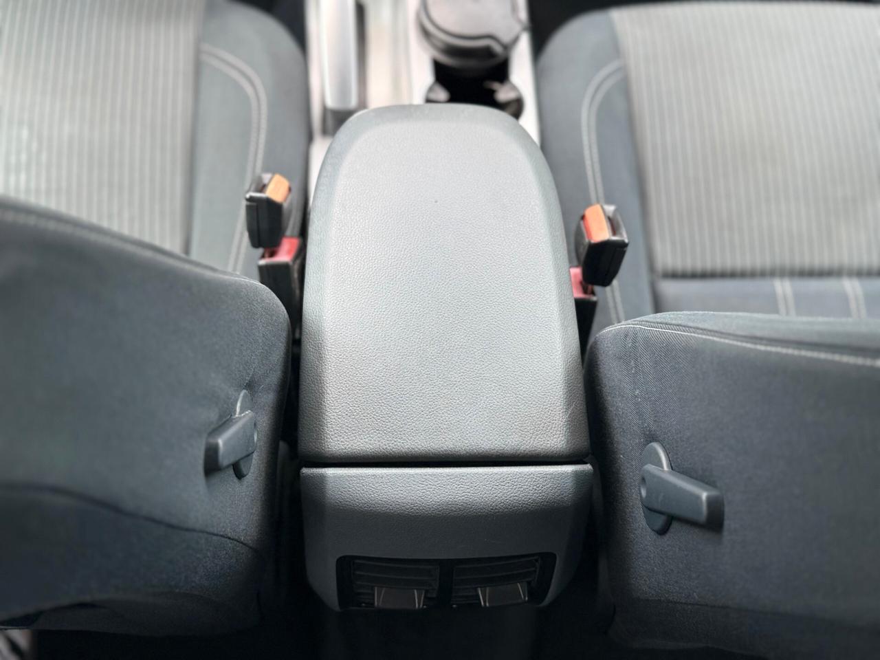 Ford C-Max 1.6 TDCi 115CV Titanium