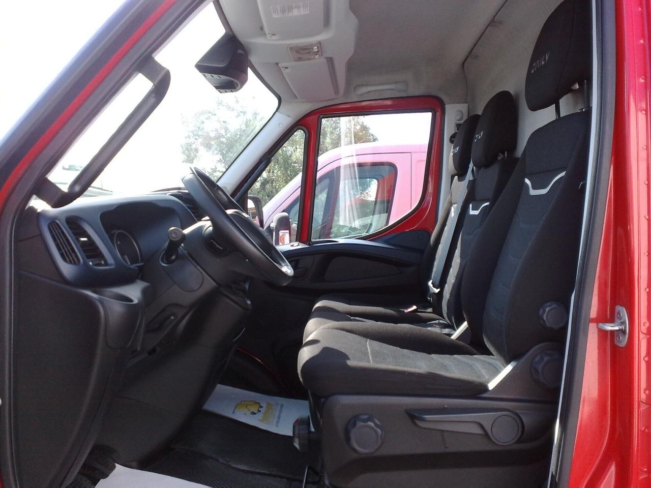 Iveco Daily 35c18 3000cc Furgone di serie - 2020