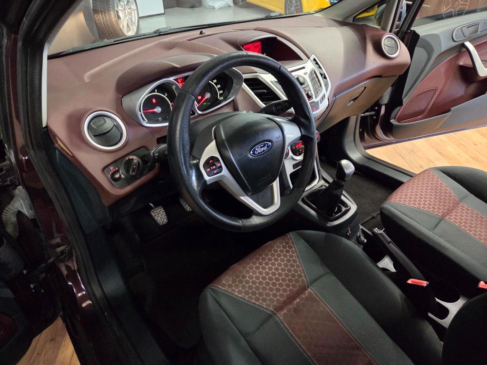 Ford Fiesta 5 Porte Fiesta 5p 1.4 16v Titanium Gpl