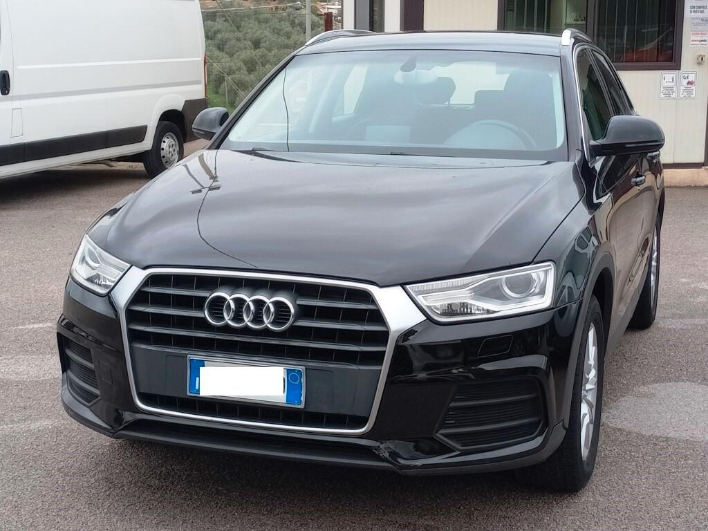 Audi Q3 2.0 TDI 150 CV Business