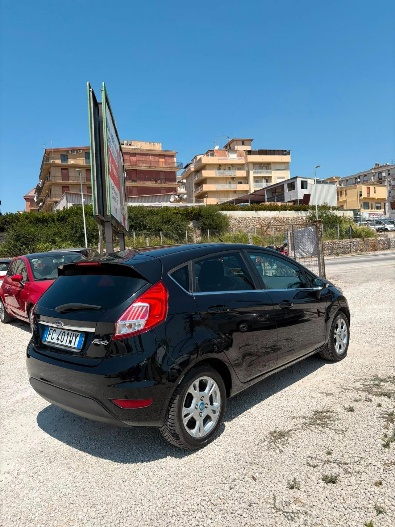 Ford Fiesta 1.5 TDCi 75CV 5 porte Black & White Edition