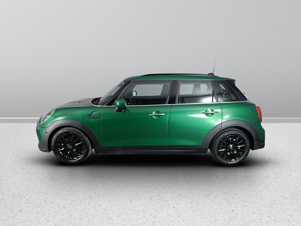 MINI Mini IV F55 2021 5p - Mini 5p 1.5 One Classic 75cv