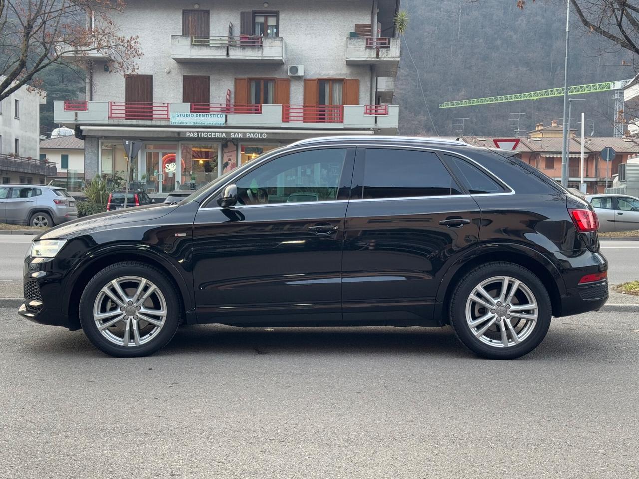Audi Q3 2.0 TDI QUATTRO S TRONIC S LINE EDITION Sport CON TETTO PANORAMICO