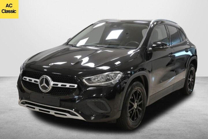 MERCEDES GLA 180D AUTOMATIC BUSINESS SOLUTION 115 CV