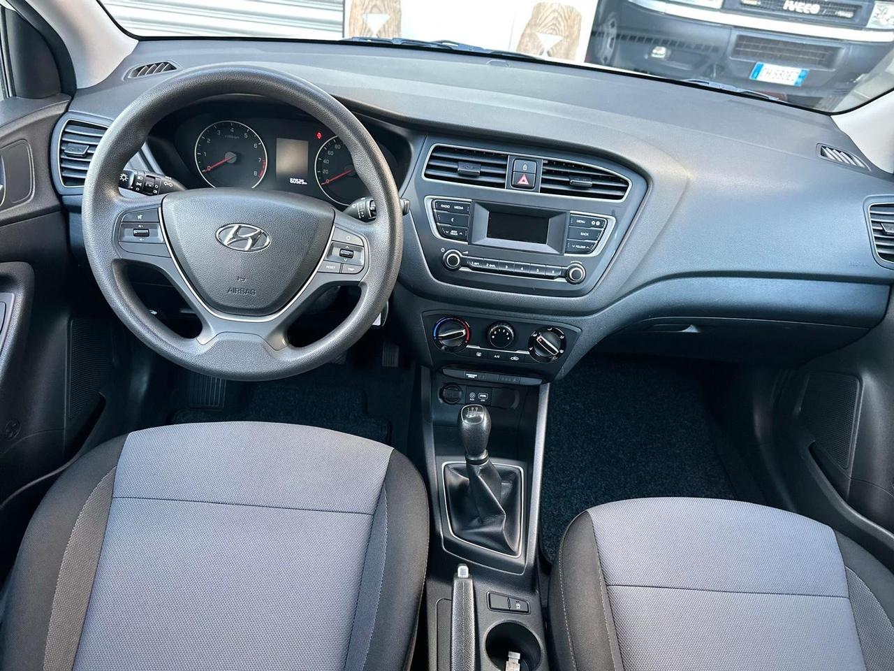 Hyundai i20 1.2 5 porte Connectline