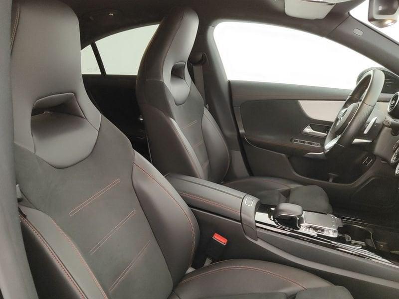 Mercedes-Benz CLA Coupé CLA 180 d Automatic Premium