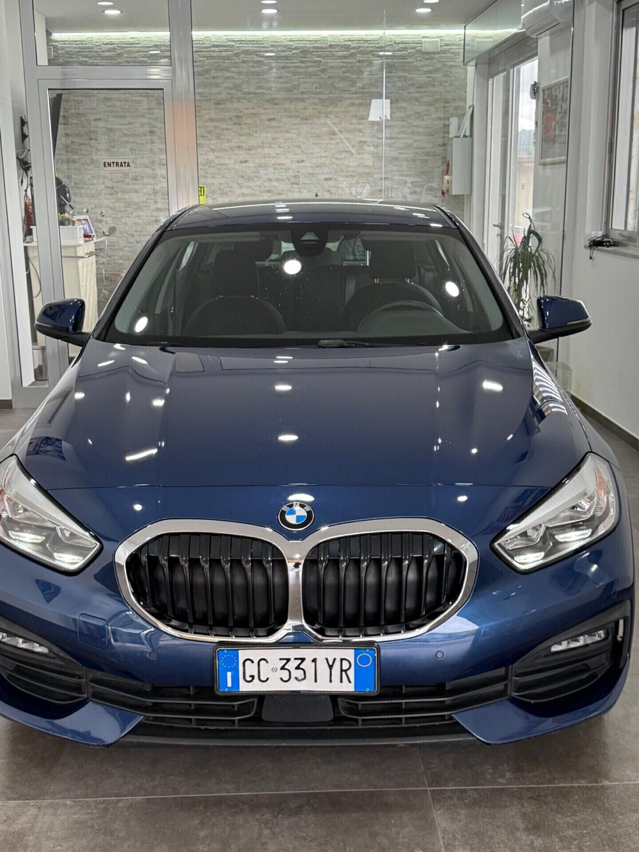 Bmw 116 116d 5p. Sport uni proprietario 15-10- 2020