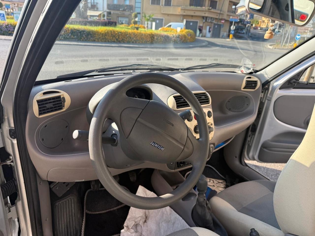 FIAT 600 KM 65.000 ARIA CONDIZIONATA