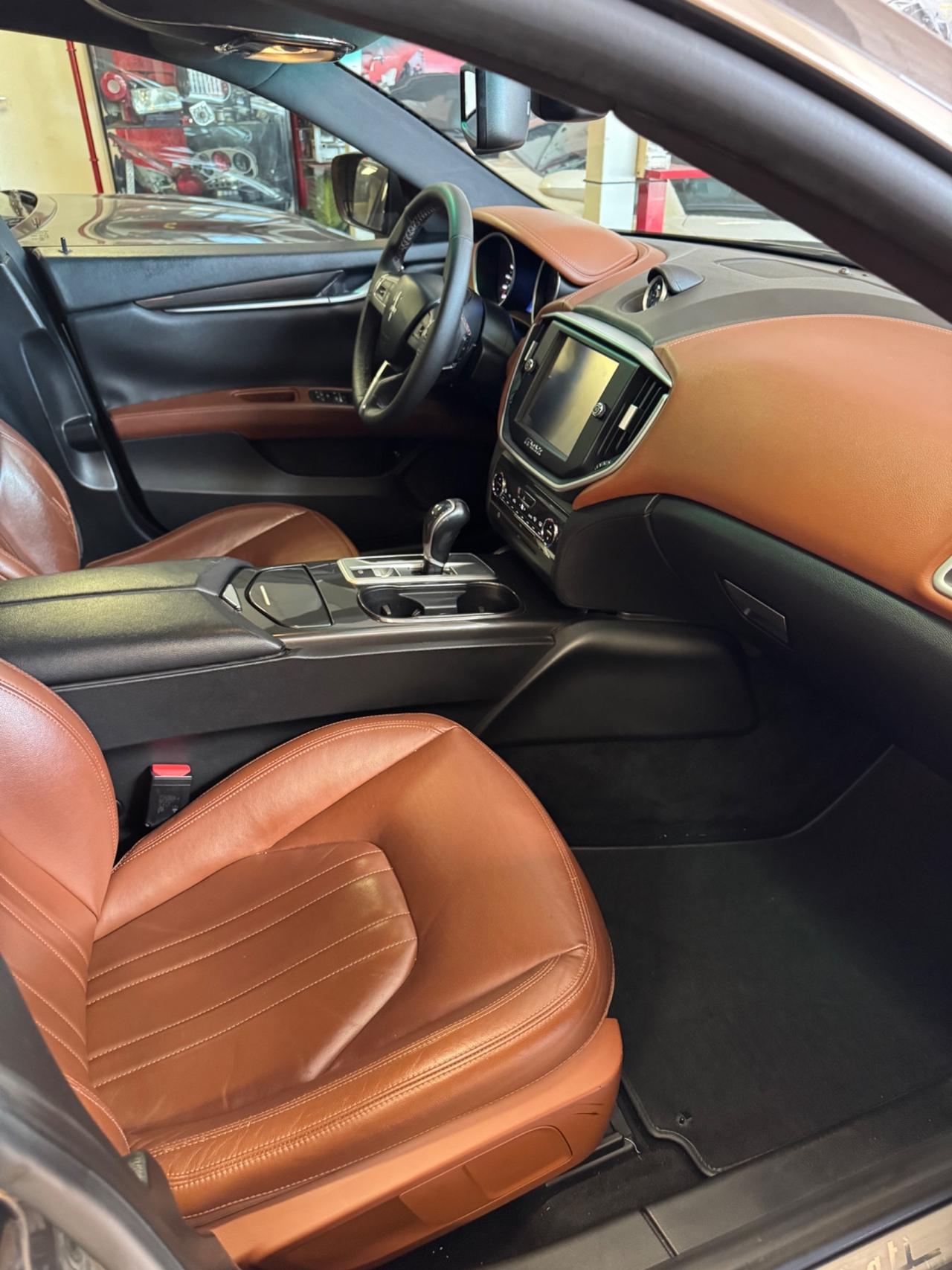Maserati Ghibli Diesel 275 CV PERMUTE